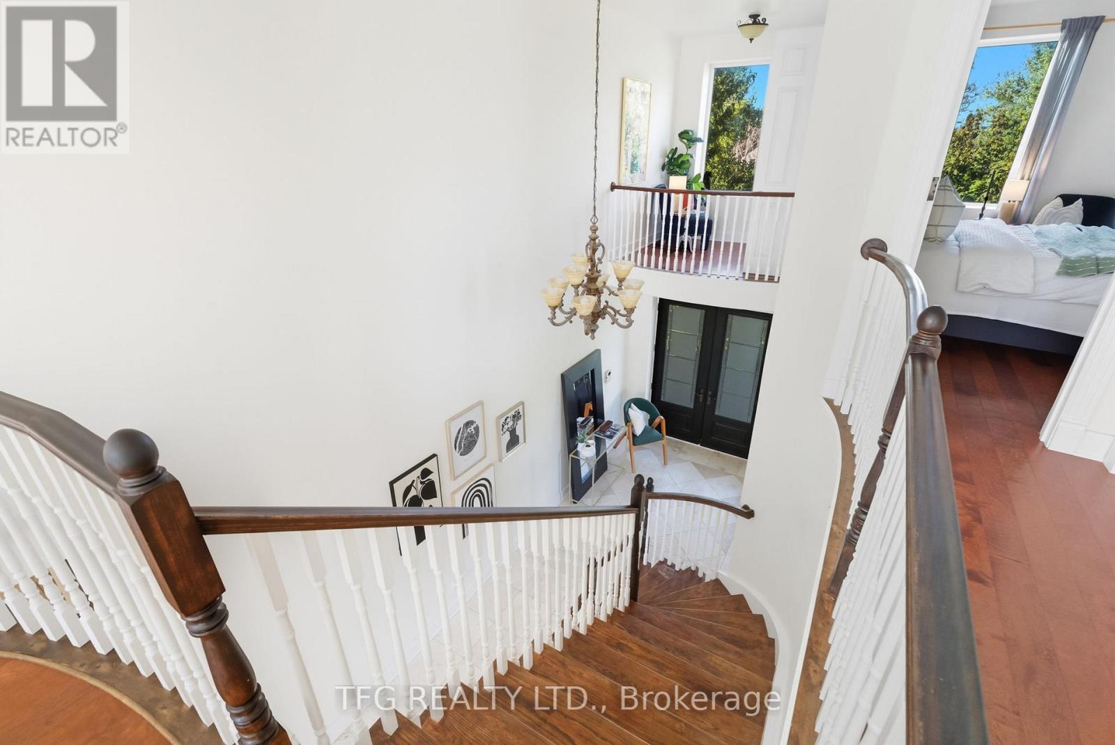 165 Bayshore Drive, Ramara, Ontario  L0K 1B0 - Photo 22 - S12448409