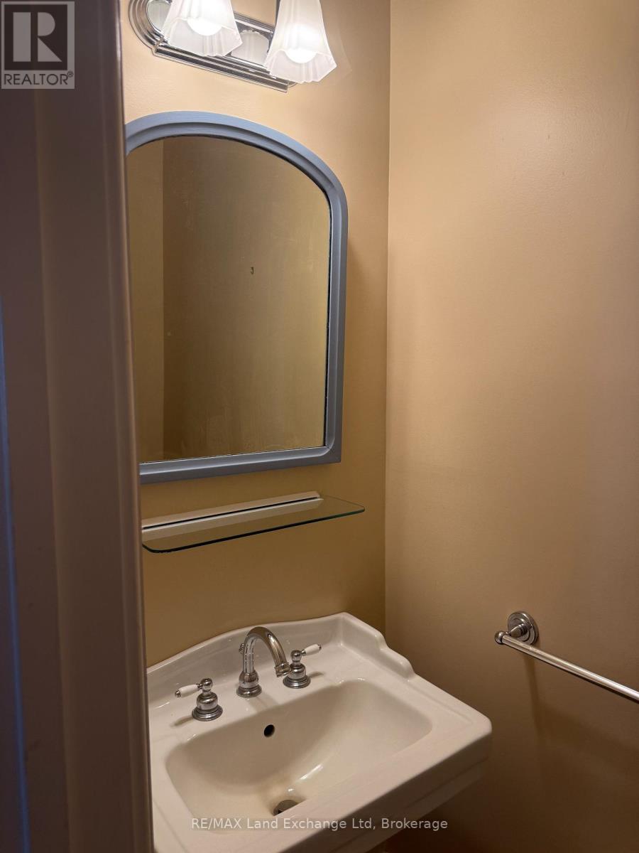 84947 Bluewater Highway, Ashfield-Colborne-Wawanosh, Ontario  N7A 3X9 - Photo 12 - X12448405