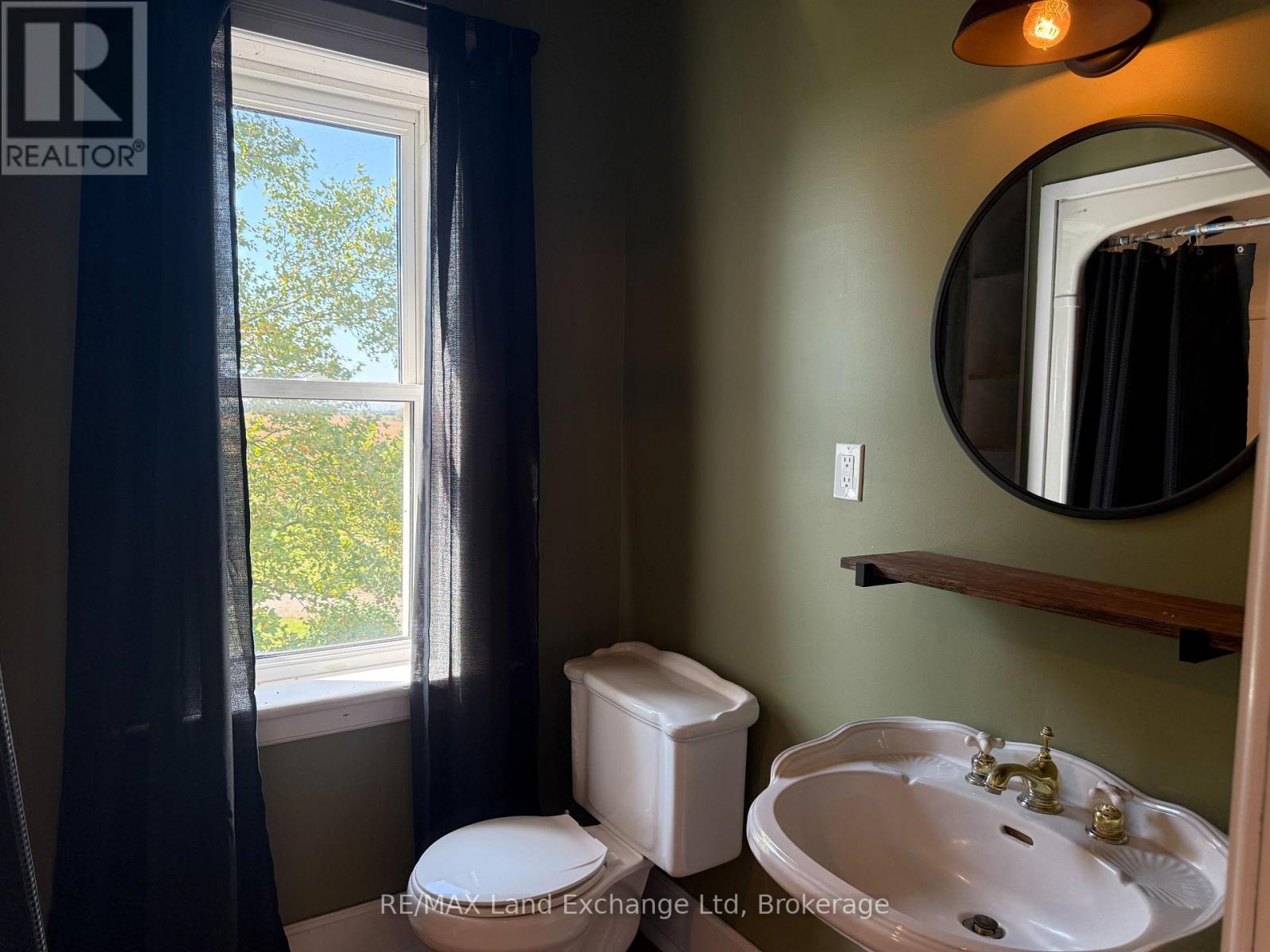 84947 Bluewater Highway, Ashfield-Colborne-Wawanosh, Ontario  N7A 3X9 - Photo 30 - X12448405