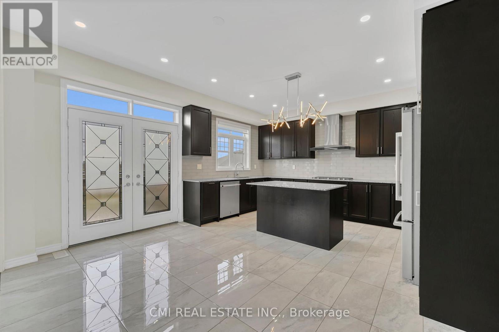 22 Wainwright Drive, Brampton (Northwest Brampton), Ontario  L7A 4Y5 - Photo 17 - W12448366