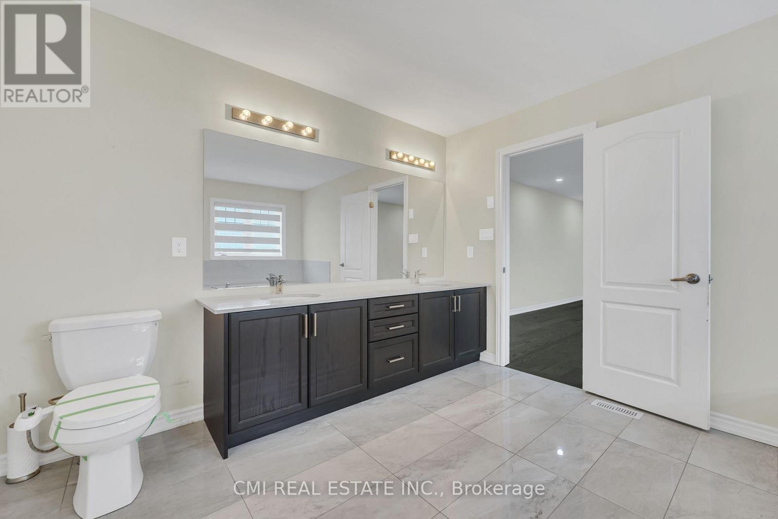 22 Wainwright Drive, Brampton (Northwest Brampton), Ontario  L7A 4Y5 - Photo 36 - W12448366