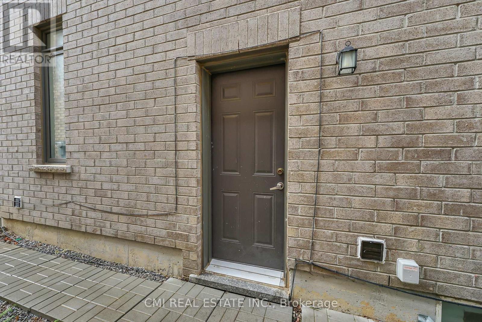 22 Wainwright Drive, Brampton (Northwest Brampton), Ontario  L7A 4Y5 - Photo 45 - W12448366