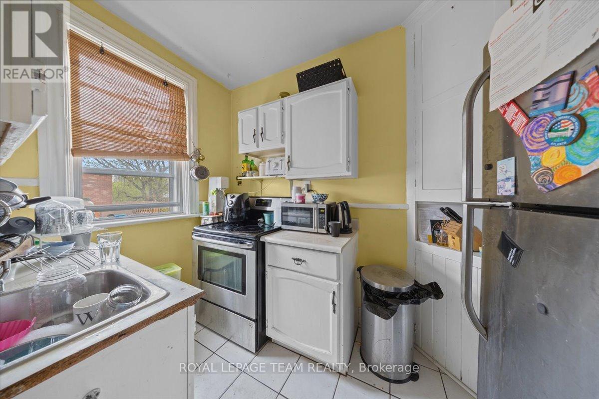 479 Cooper Street, Ottawa, Ontario  K1R 5H8 - Photo 12 - X12448398