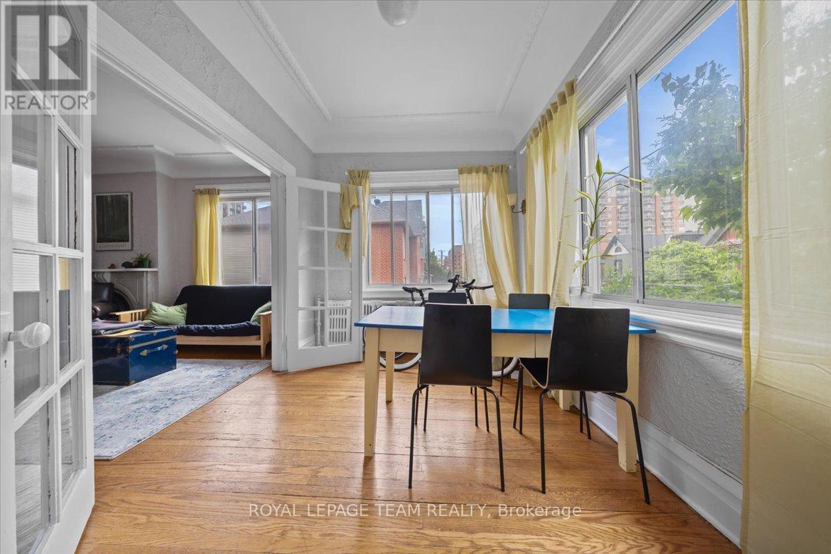 479 Cooper Street, Ottawa, Ontario  K1R 5H8 - Photo 5 - X12448398