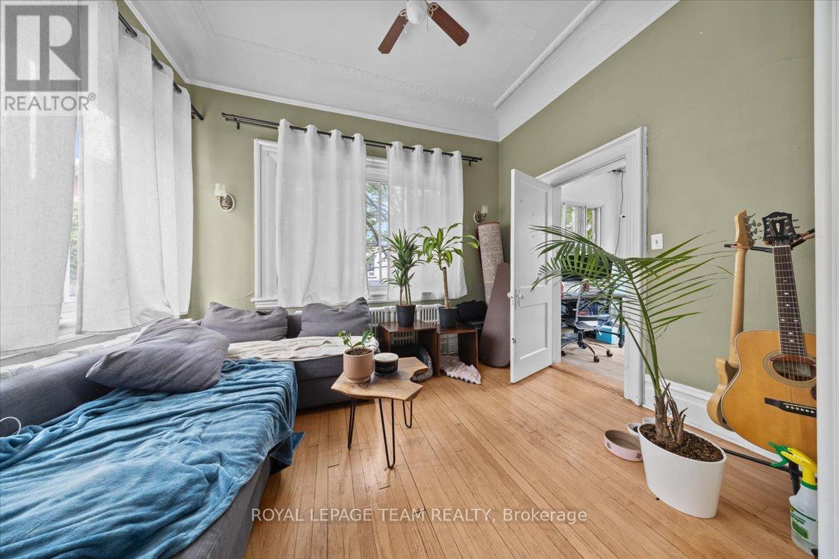 479 Cooper Street, Ottawa, Ontario  K1R 5H8 - Photo 9 - X12448398
