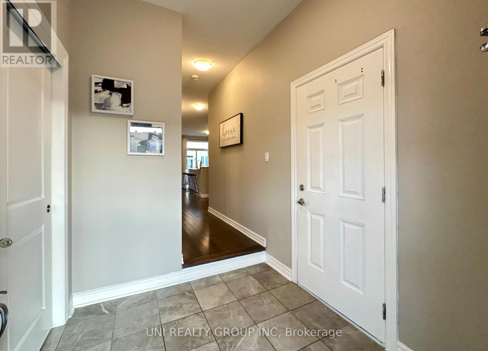 2468 Waterlilly Way, Ottawa, Ontario  K2J 6M3 - Photo 5 - X12448413