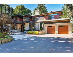 211 GLENVIEW DRIVE, Mississauga, Ontario