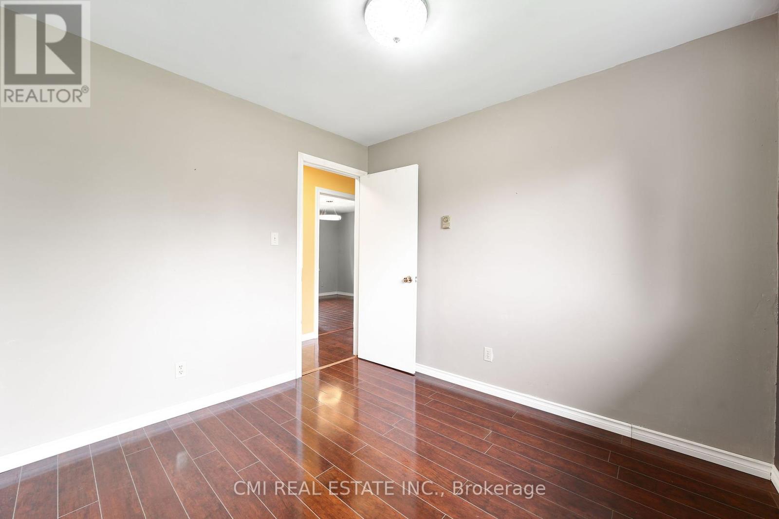 1 Jeffery Drive, Mulmur, Ontario  L0N 1M0 - Photo 18 - X12448358