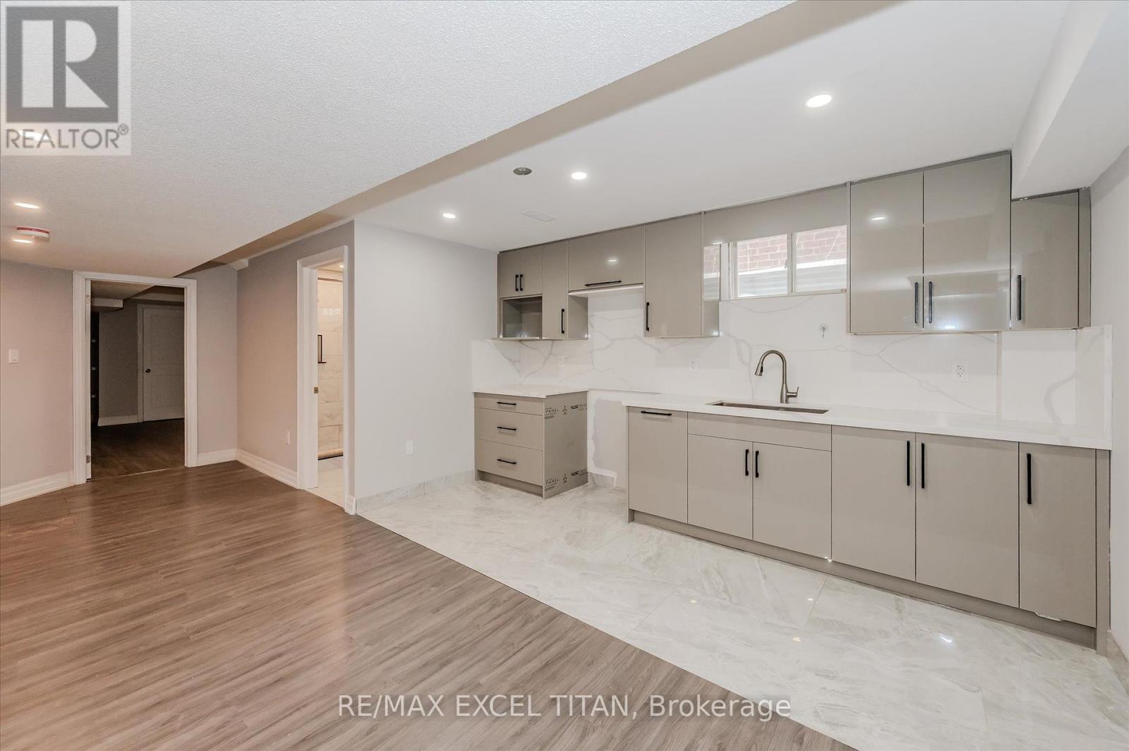 Basement - 498 Thomas Slee Drive, Kitchener, Ontario  N2P 2Y1 - Photo 16 - X12448368