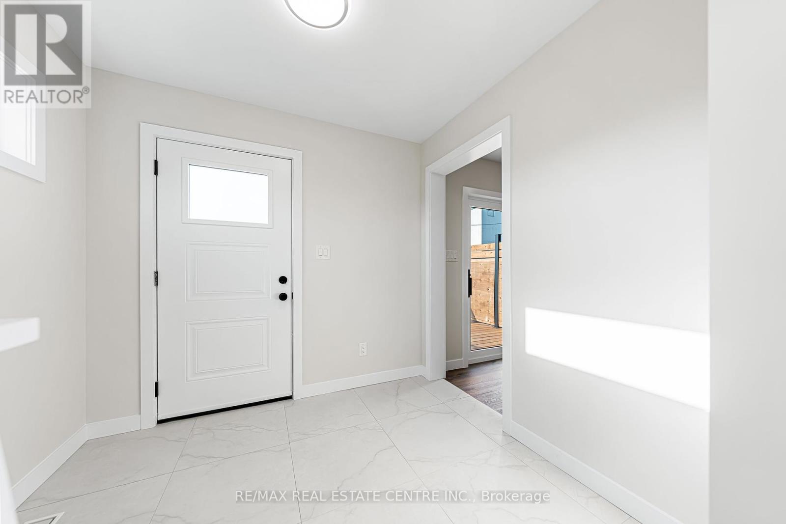 A - 24 Mcrae Street, North Dumfries, Ontario  N0B 1E0 - Photo 23 - X12448388
