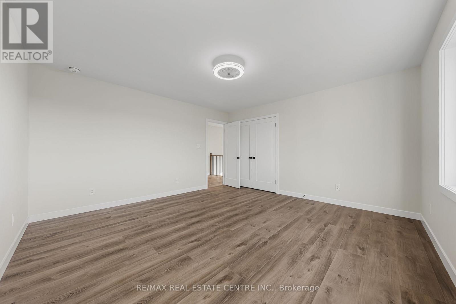 A - 24 Mcrae Street, North Dumfries, Ontario  N0B 1E0 - Photo 35 - X12448388