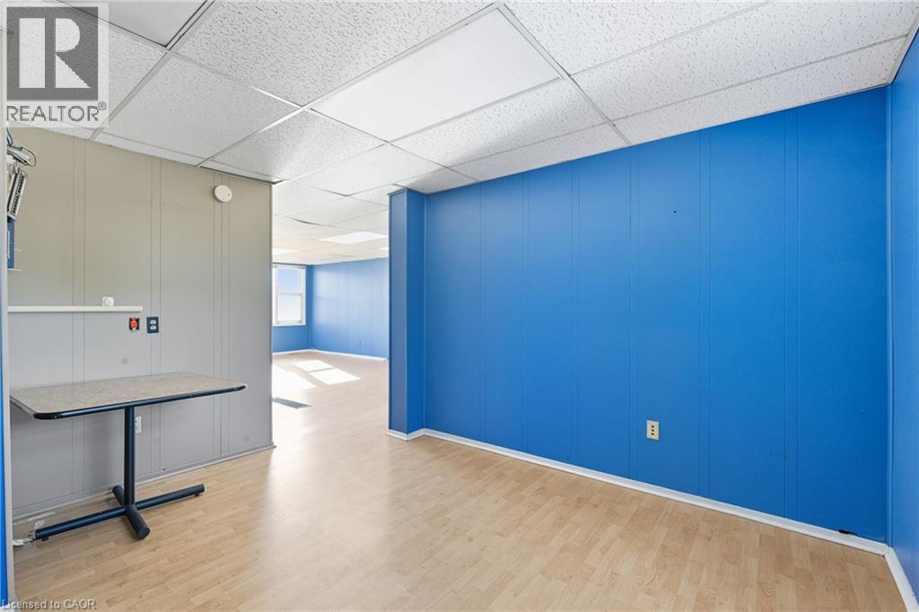 1036 Upper Wentworth Street, Hamilton, Ontario  L9A 4V9 - Photo 16 - 40776991