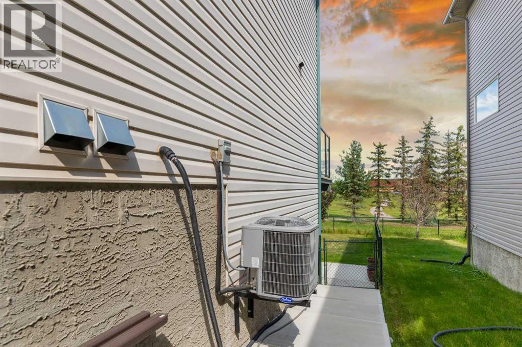 152 Willowmere Way, Chestermere, Alberta  T1X 0E2 - Photo 4 - A2258456