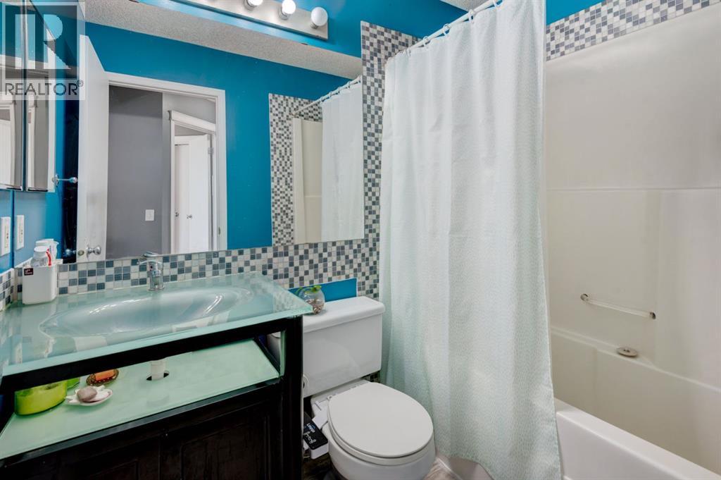 244 Prestwick Avenue Se, Calgary, Alberta  T2Z 3X3 - Photo 23 - A2260003