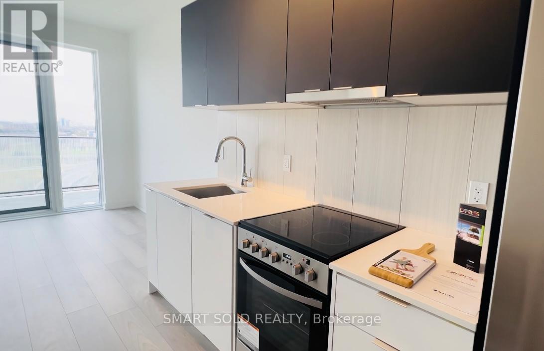 1608 - 8 Tippett Road, Toronto, Ontario  M3H 0E7 - Photo 6 - C12448396
