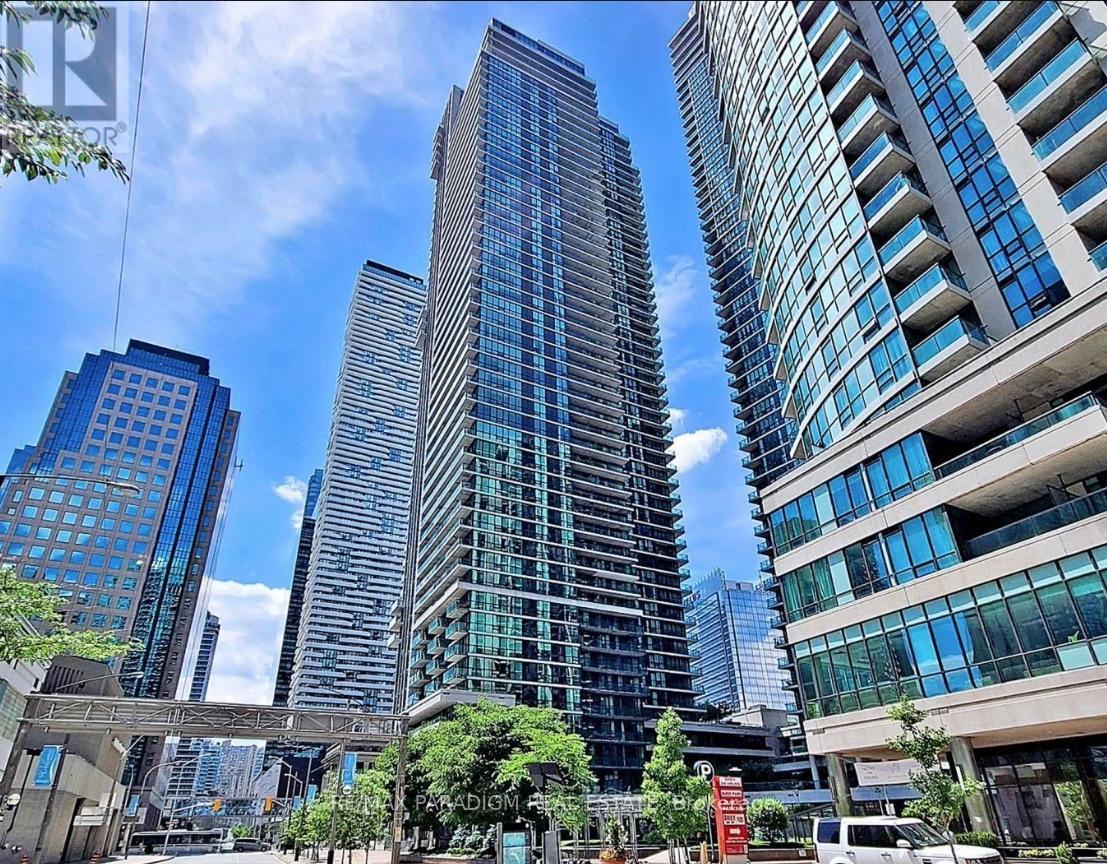 1702 - 33 BAY STREET, Toronto, Ontario