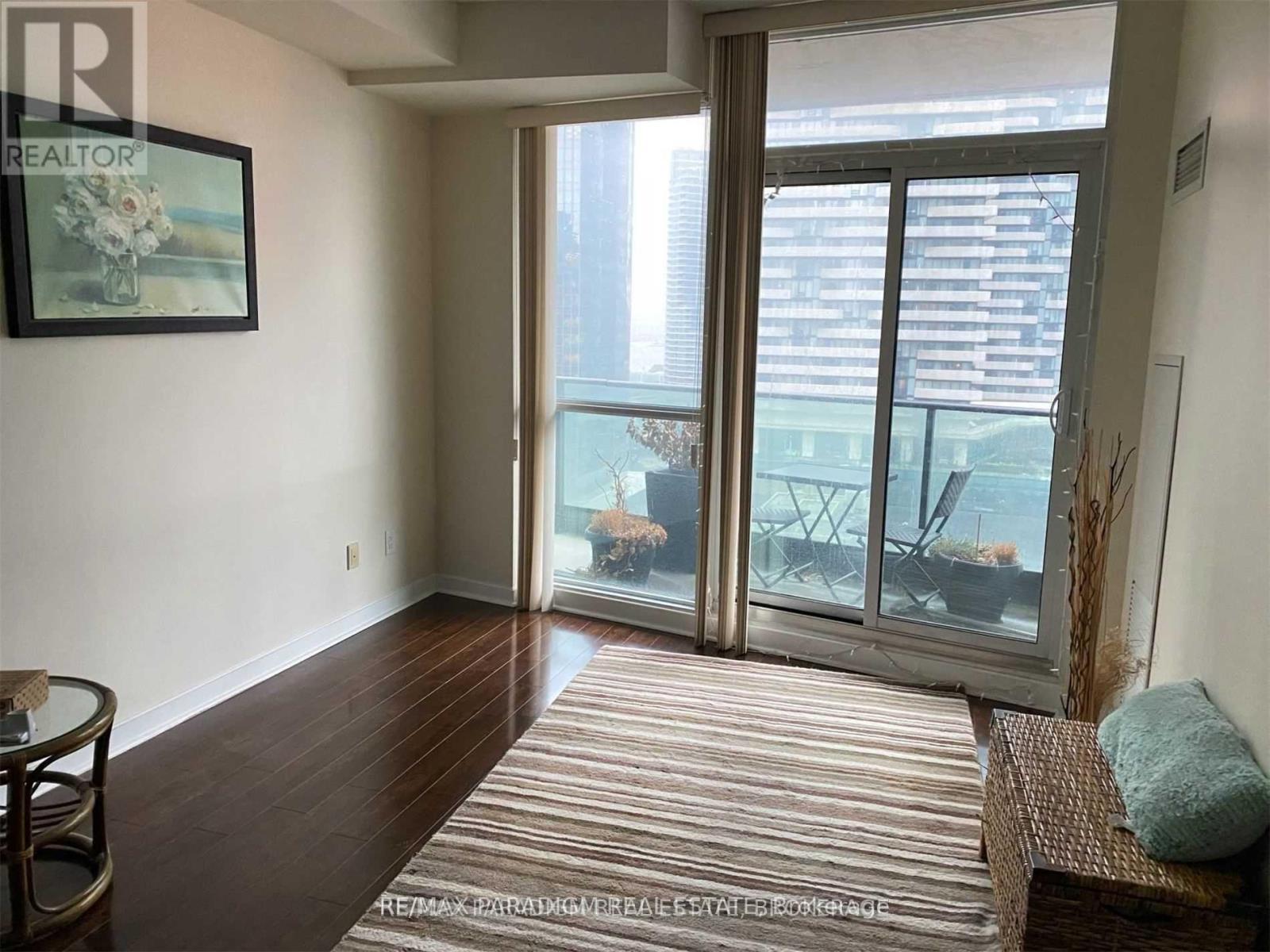 1702 - 33 Bay Street, Toronto, Ontario  M5J 2Z3 - Photo 6 - C12448402