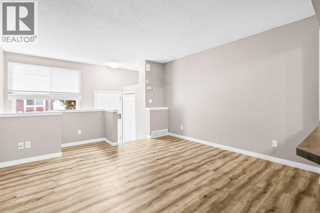 3232 New Brighton Gardens Se, Calgary, Alberta  T2Z 0A3 - Photo 6 - A2241665