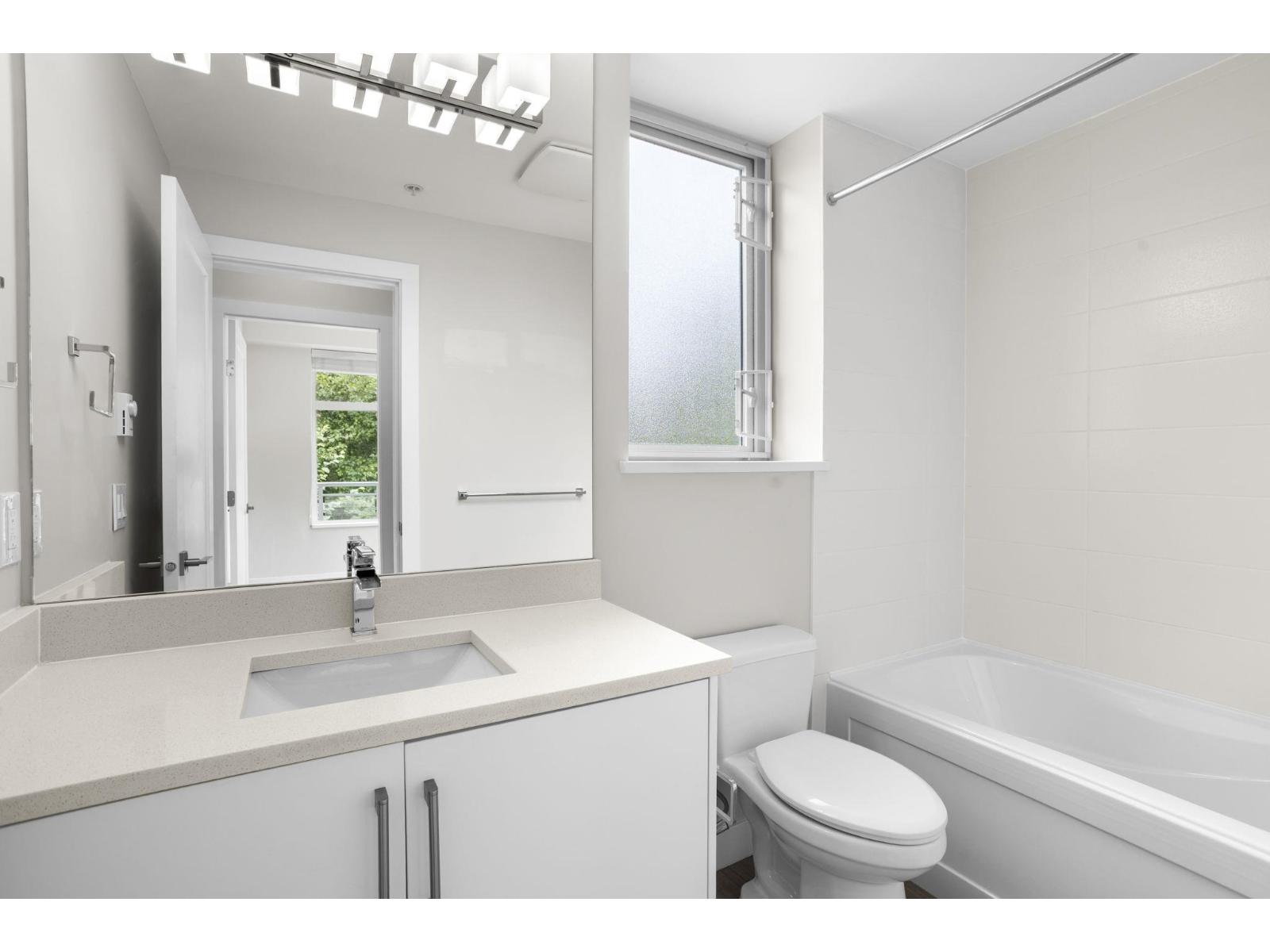 306 15436 31 Avenue, Surrey, British Columbia  V3Z 1H3 - Photo 14 - R3043693