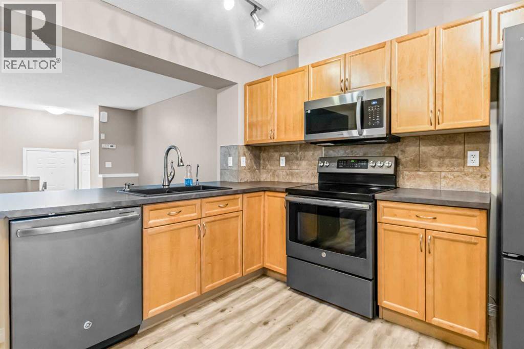 3232 New Brighton Gardens Se, Calgary, Alberta  T2Z 0A3 - Photo 17 - A2241665