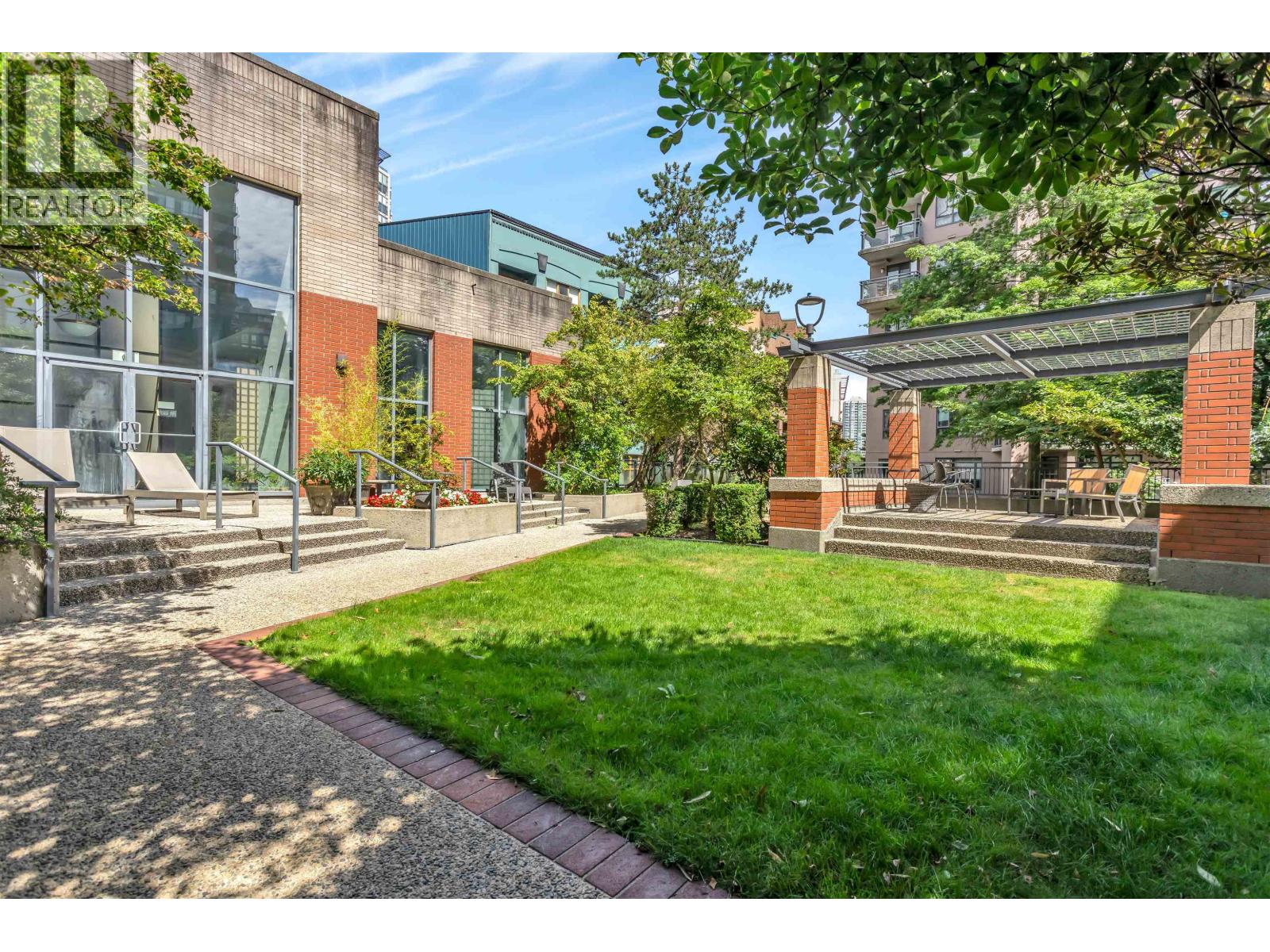 1802 289 Drake Street, Vancouver, British Columbia  V6B 5Z5 - Photo 19 - R3055883