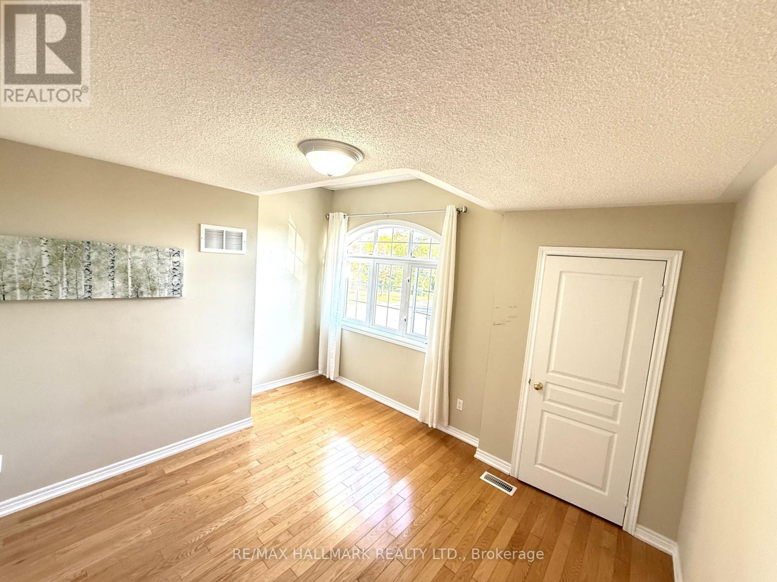 2 Twin Streams Road, Whitby, Ontario  L1P 1P1 - Photo 8 - E12440380