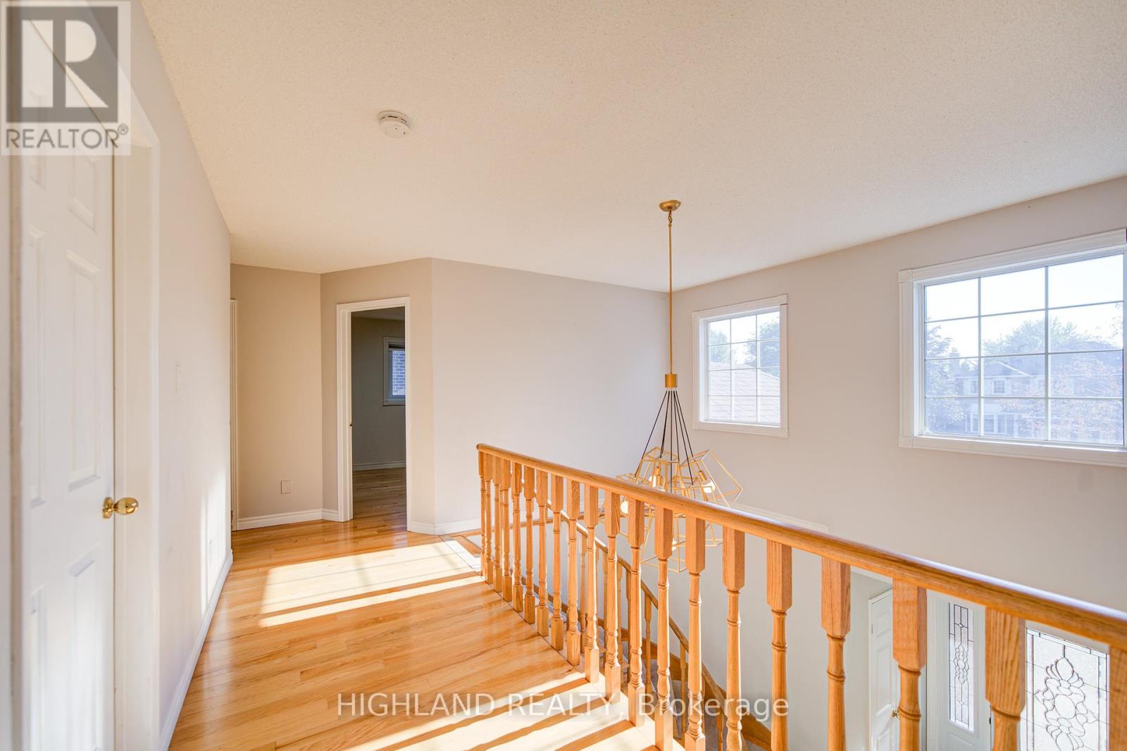 1246 Heathfield Crescent, Oakville, Ontario  L6M 1T1 - Photo 20 - W12349070
