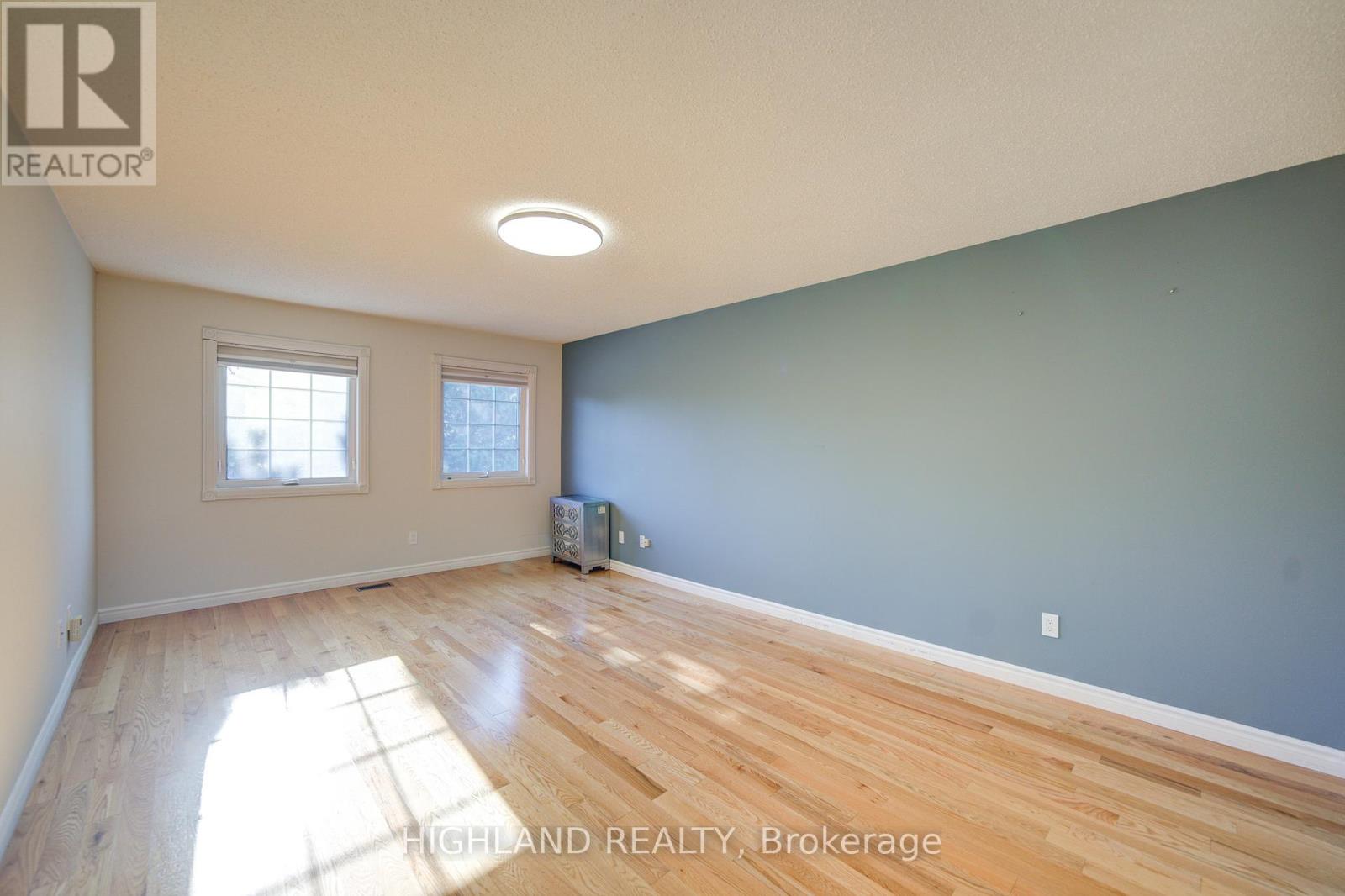 1246 Heathfield Crescent, Oakville, Ontario  L6M 1T1 - Photo 23 - W12349070