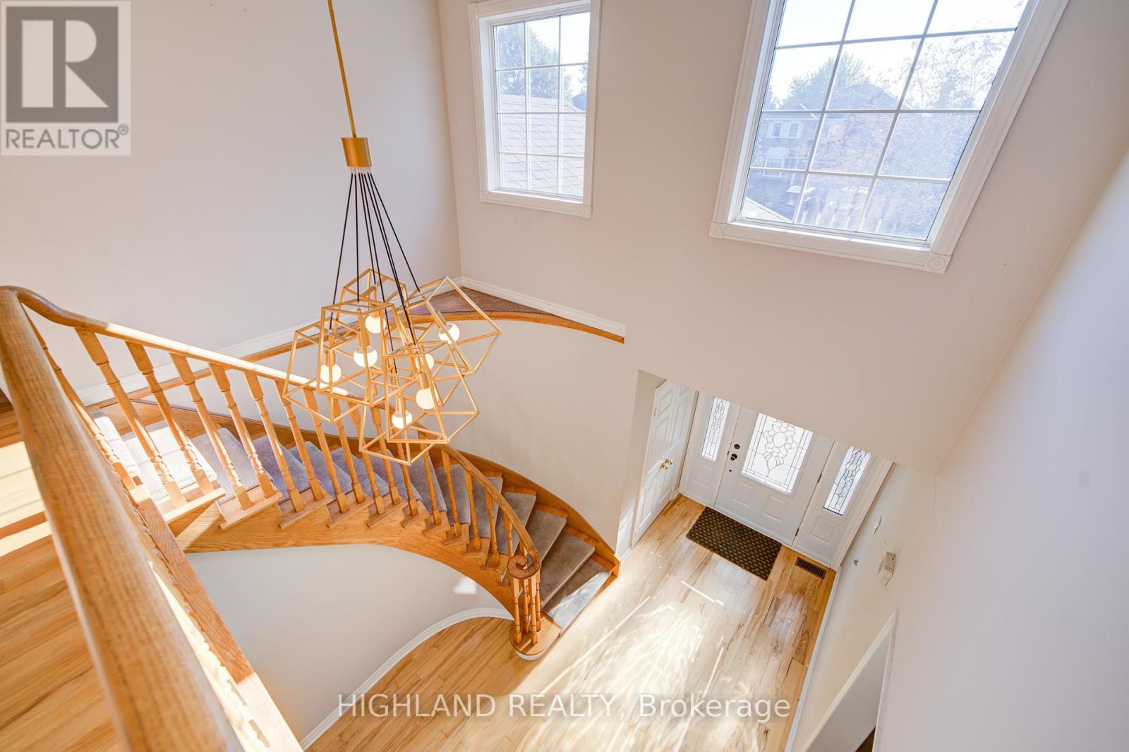 1246 Heathfield Crescent, Oakville, Ontario  L6M 1T1 - Photo 22 - W12349070