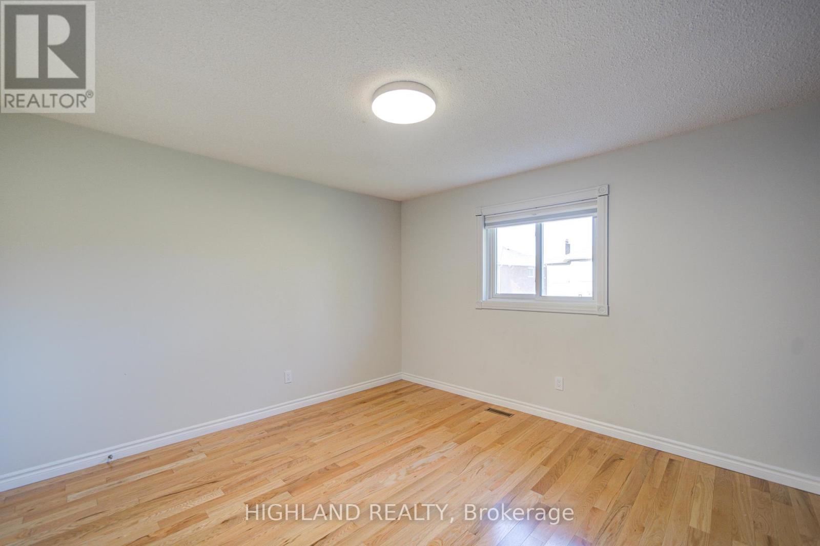 1246 Heathfield Crescent, Oakville, Ontario  L6M 1T1 - Photo 33 - W12349070