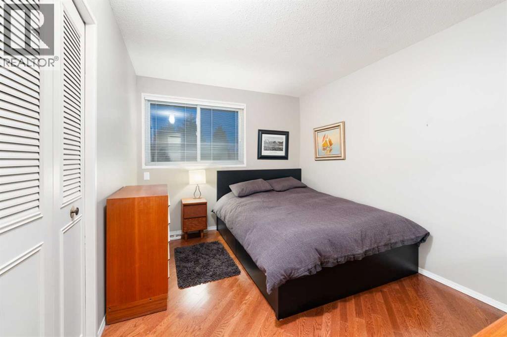 48 Thornwood Close Nw, Calgary, Alberta  T2K 5K3 - Photo 29 - A2262334