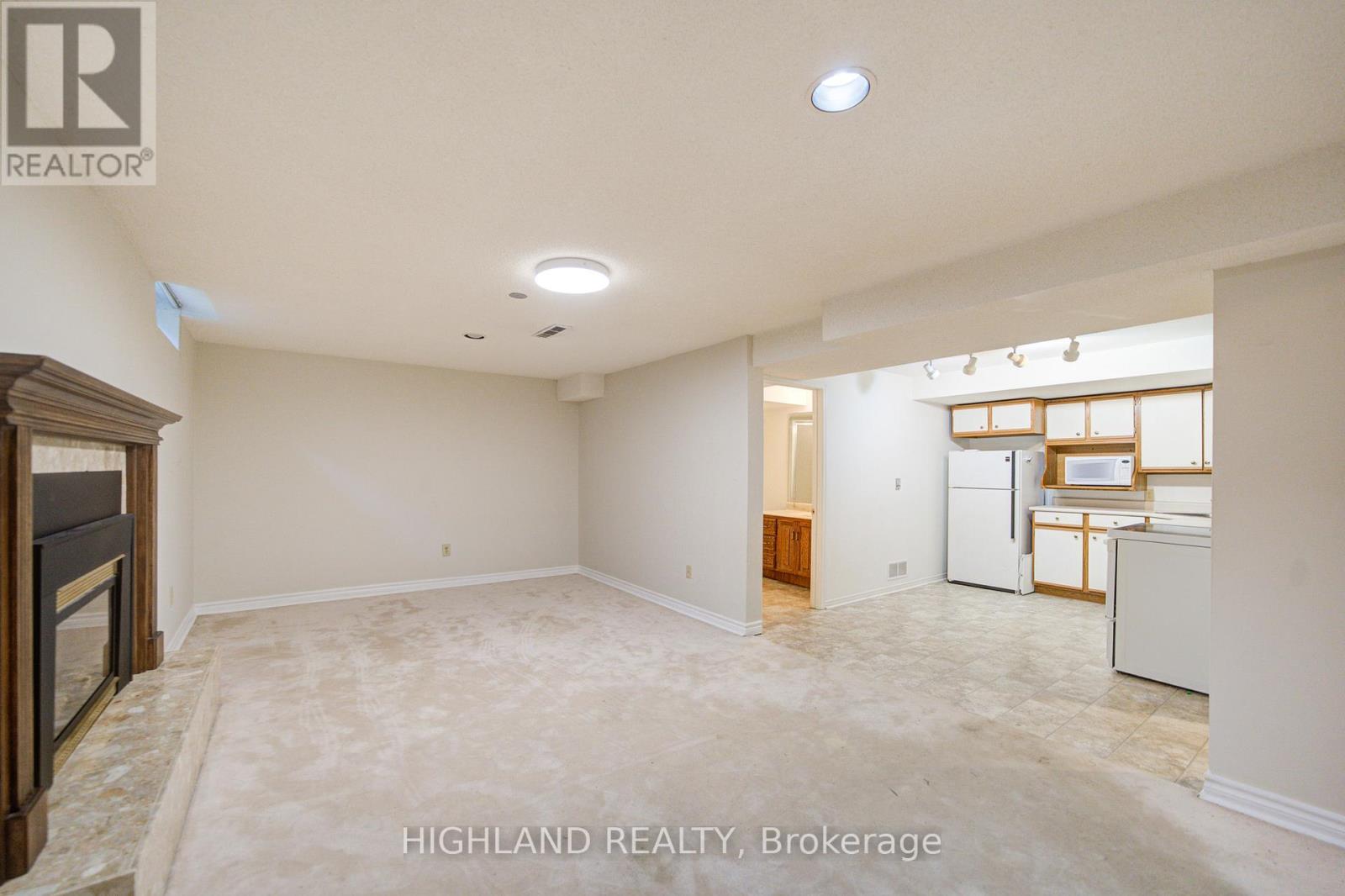 1246 Heathfield Crescent, Oakville, Ontario  L6M 1T1 - Photo 39 - W12349070