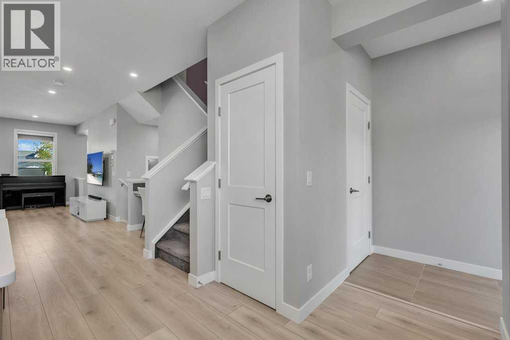 286 Carringvue Way Nw, Calgary, Alberta  T3P 1K7 - Photo 21 - A2262522