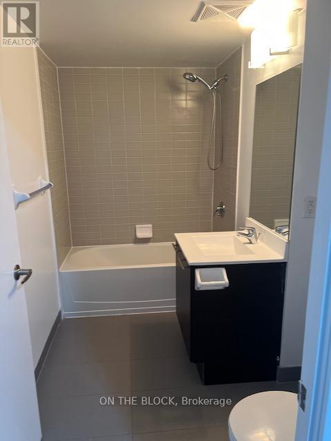 302 - 38 Joe Shuster Way, Toronto, Ontario  M6K 0A5 - Photo 14 - W12448399