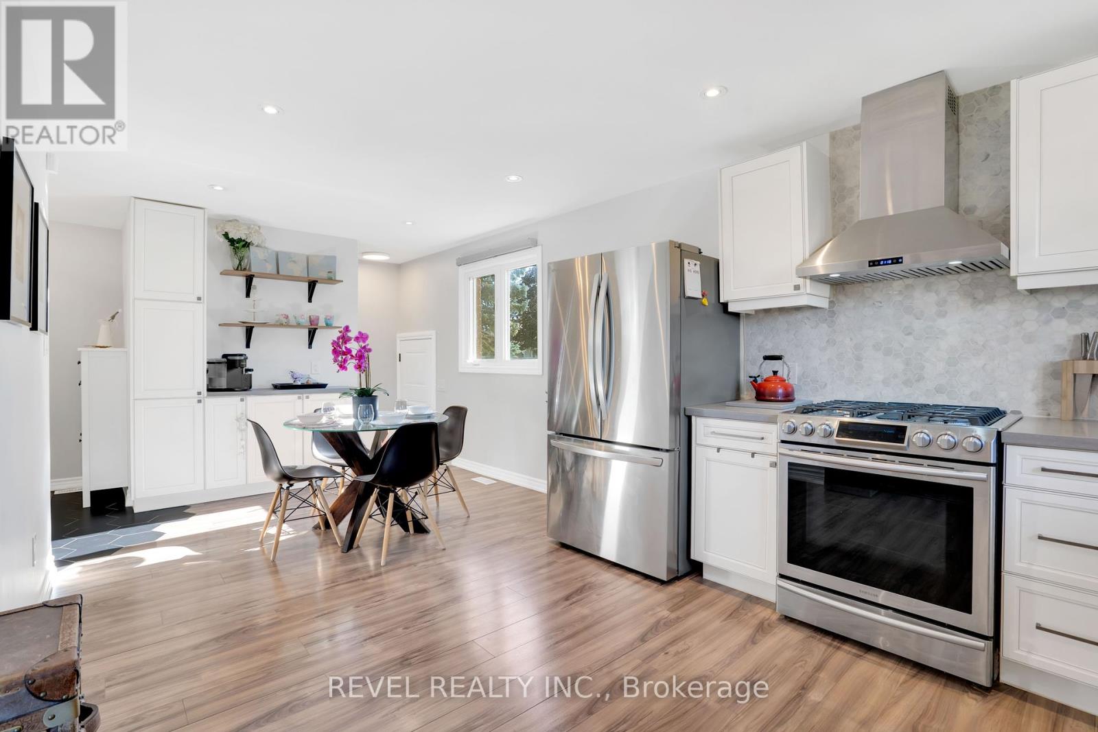 294 Henderson Street, Caledon (Bolton West), Ontario  L7E 4X8 - Photo 6 - W12448401