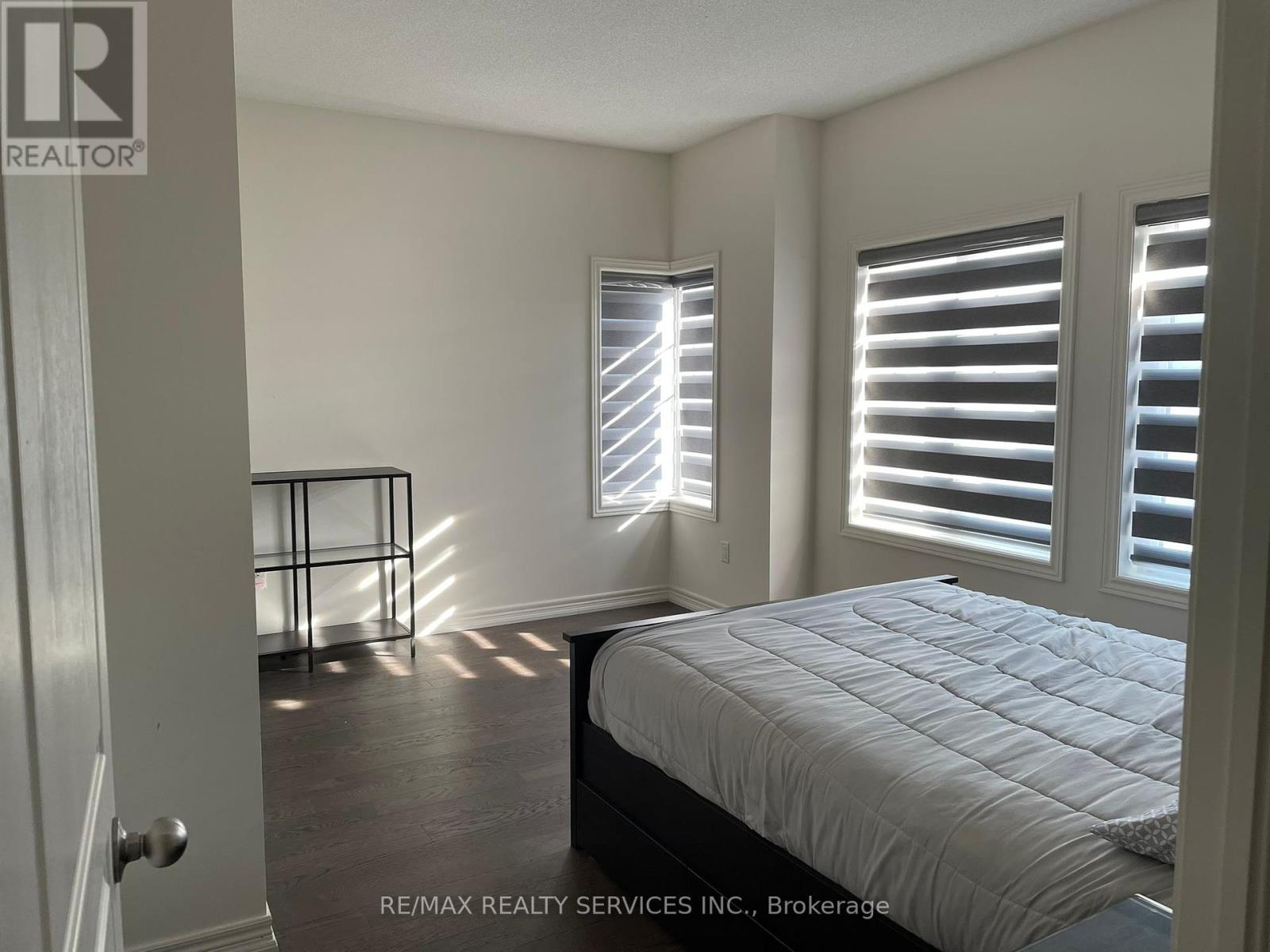21 Terrick Road, Brampton, Ontario  L7A 0G1 - Photo 10 - W12448406