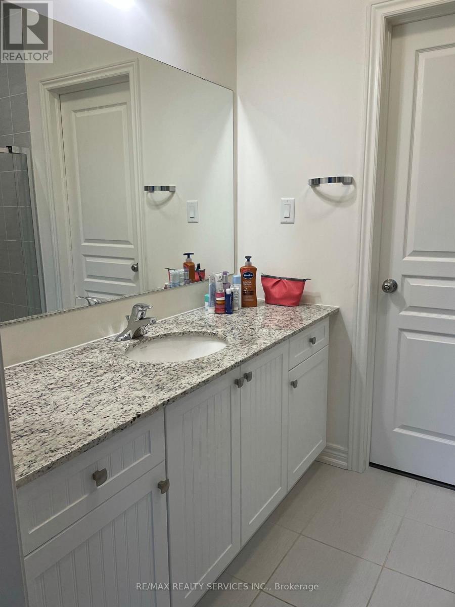 21 Terrick Road, Brampton, Ontario  L7A 0G1 - Photo 11 - W12448406