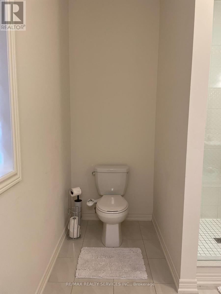 21 Terrick Road, Brampton, Ontario  L7A 0G1 - Photo 12 - W12448406