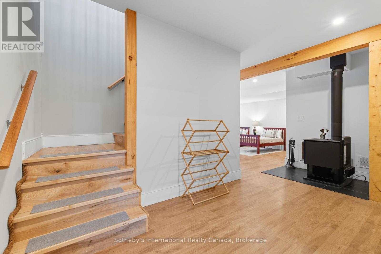 64 Bowyer Road, Huntsville (Chaffey), Ontario  P1H 2J4 - Photo 28 - X12448426