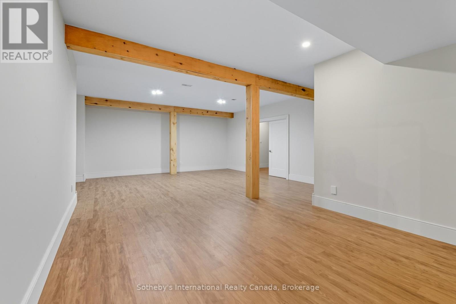 64 Bowyer Road, Huntsville (Chaffey), Ontario  P1H 2J4 - Photo 33 - X12448426