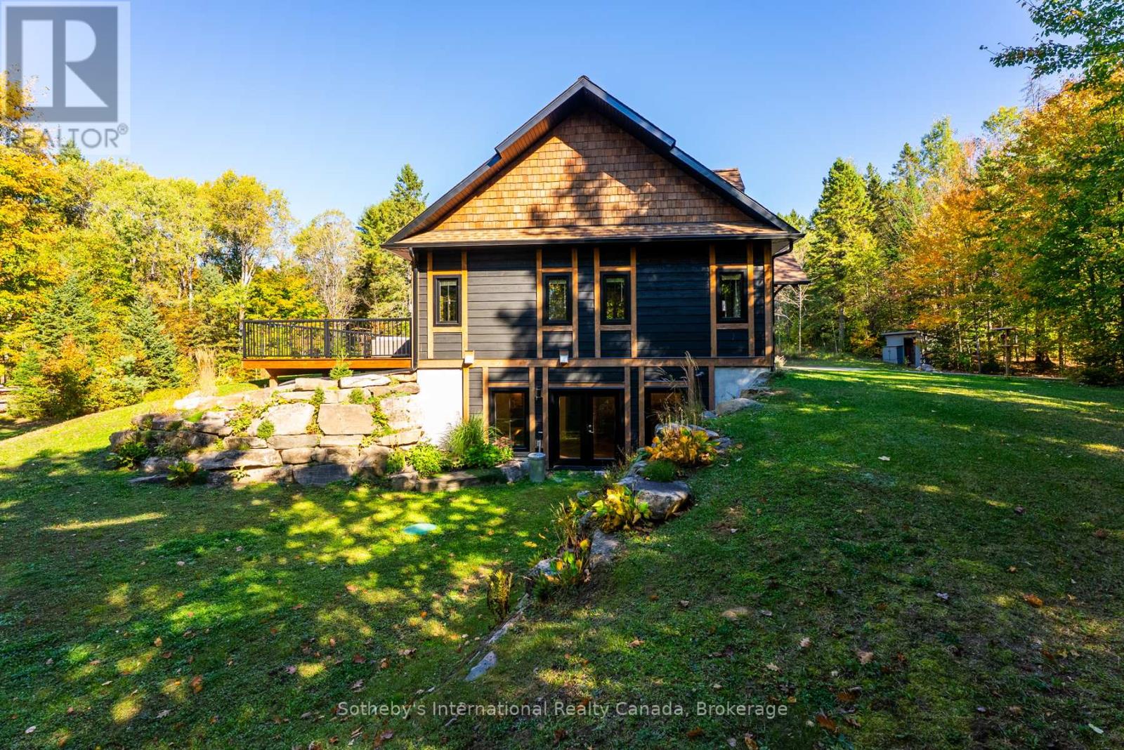 64 Bowyer Road, Huntsville (Chaffey), Ontario  P1H 2J4 - Photo 5 - X12448426