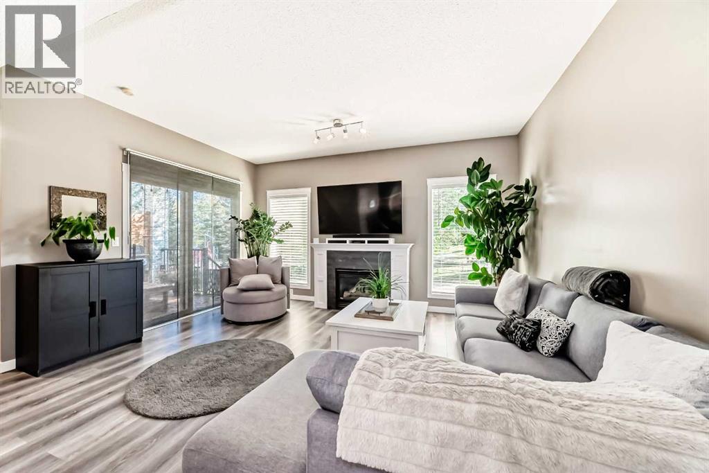 38, 200 Hidden Hills Terrace Nw, Calgary, Alberta  T3A 6E8 - Photo 9 - A2260213