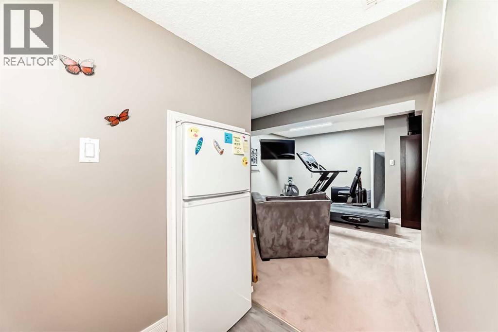 38, 200 Hidden Hills Terrace Nw, Calgary, Alberta  T3A 6E8 - Photo 37 - A2260213