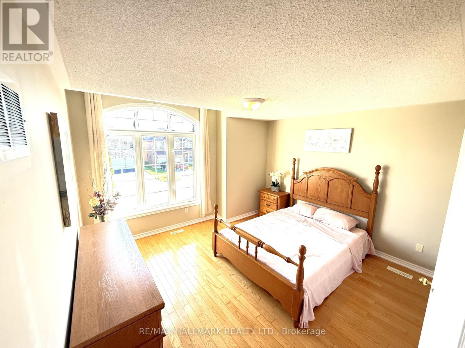2 Twin Streams Road, Whitby, Ontario  L1P 1P1 - Photo 9 - E12440380