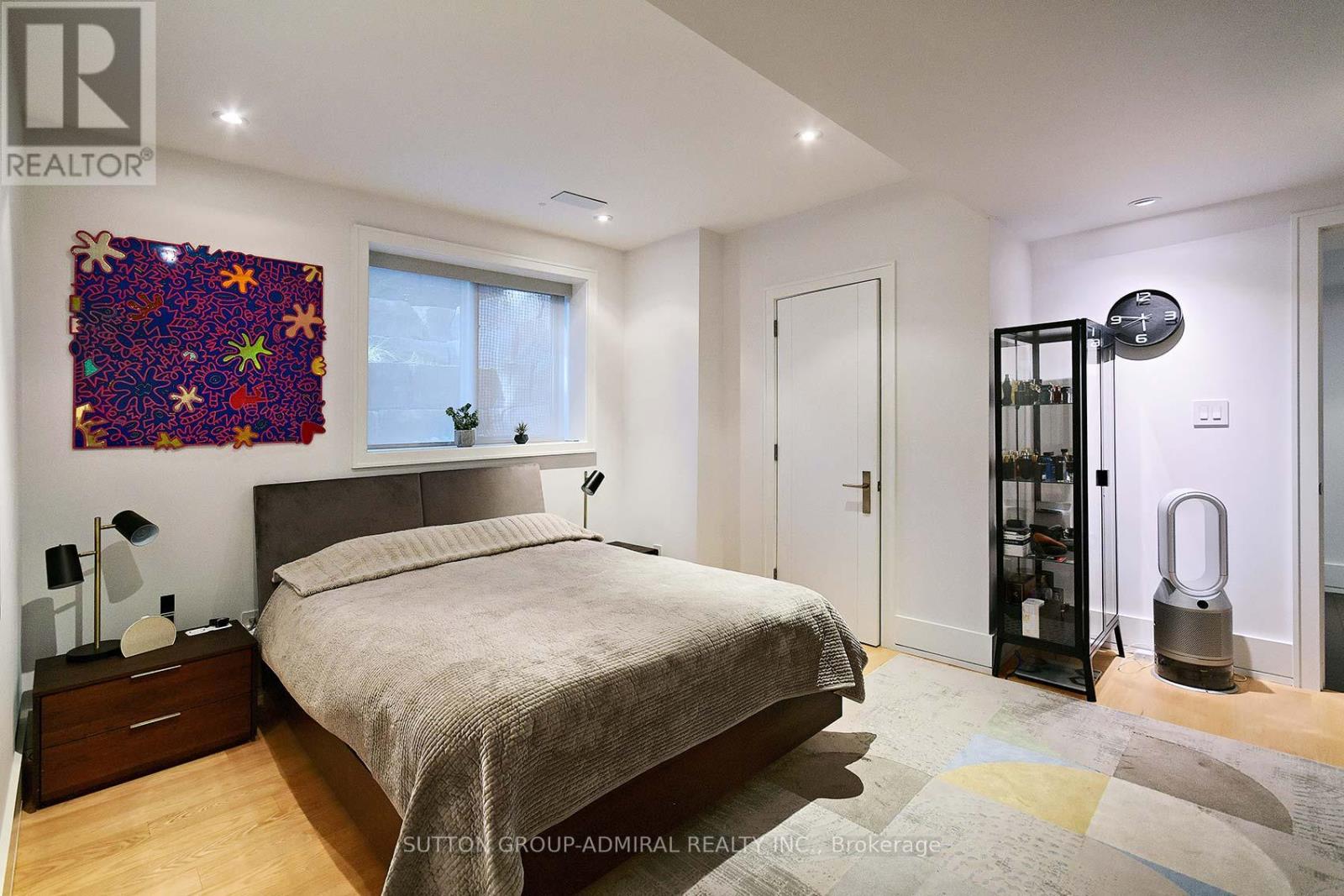 211 Glenview Drive, Mississauga, Ontario  L5G 2N7 - Photo 42 - W12447647