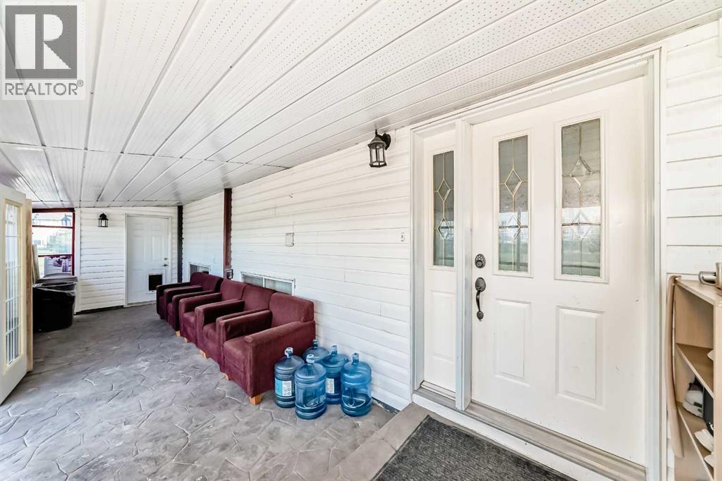 241017 Range Road 280, Rural Rocky View County, Alberta  T2P 2G7 - Photo 3 - A2243050