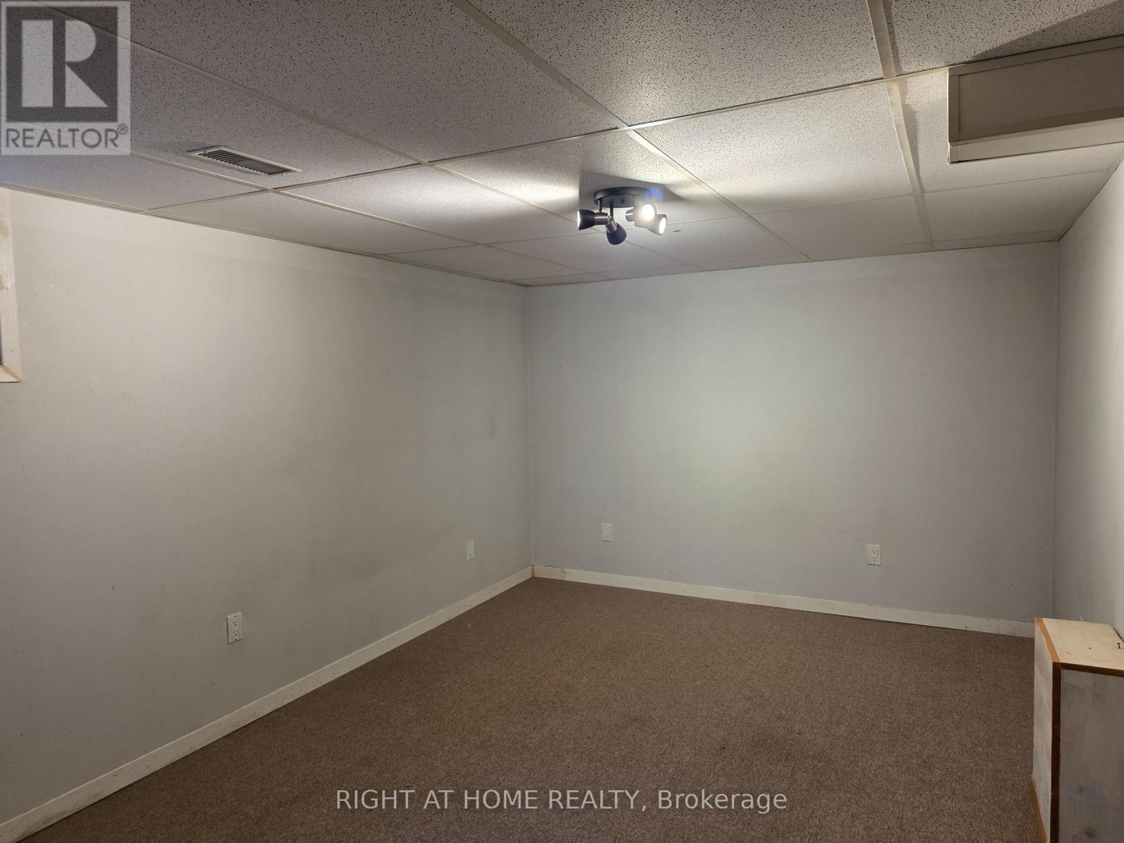 16 Portland Crescent, Newmarket, Ontario  L3Y 6A5 - Photo 23 - N12338701