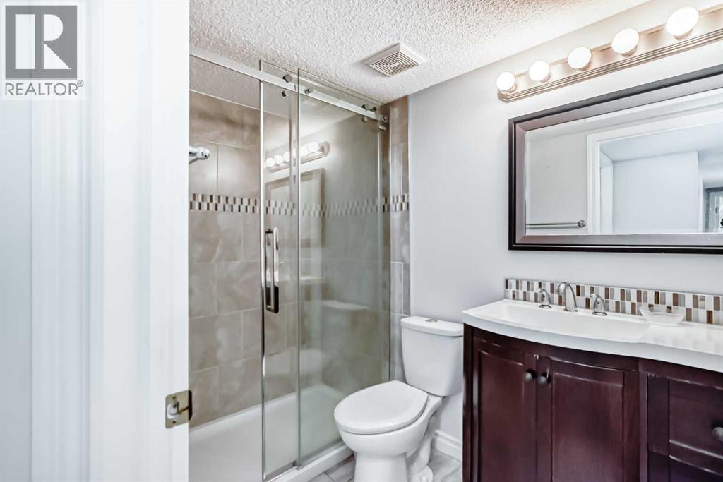 65 Cougarstone Circle Sw, Calgary, Alberta  T3H 4W3 - Photo 36 - A2260267
