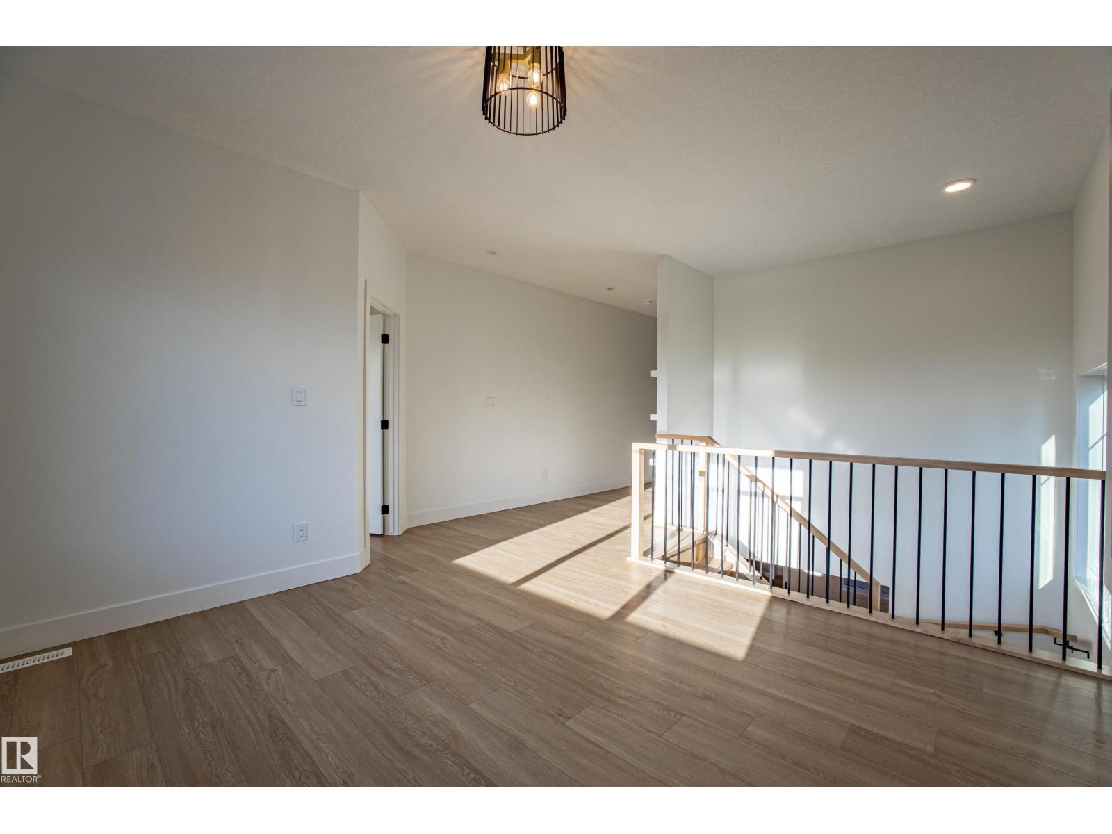 6115 Crawford Dr Sw, Edmonton, Alberta  T6W 4L8 - Photo 39 - E4461085