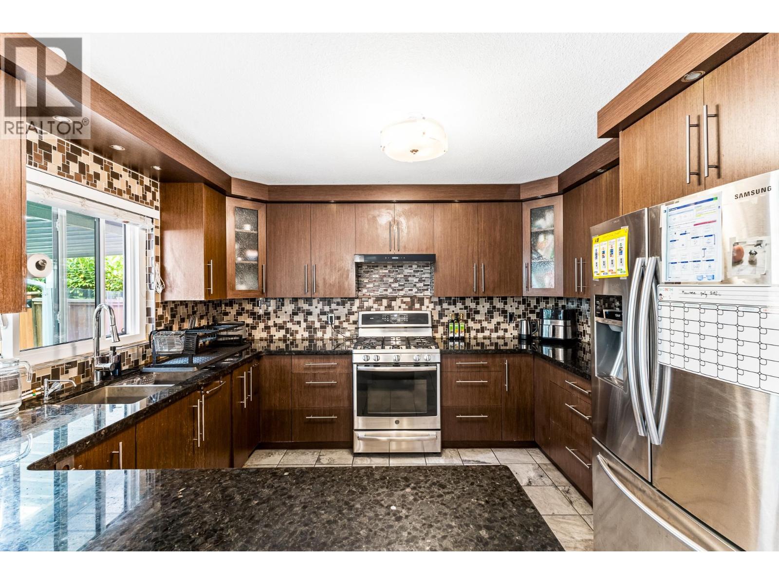 1147 Confederation Drive, Port Coquitlam, British Columbia  V3C 5Y6 - Photo 10 - R3056010